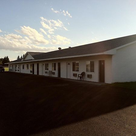 Village Inn Motel Chatham Exteriér fotografie